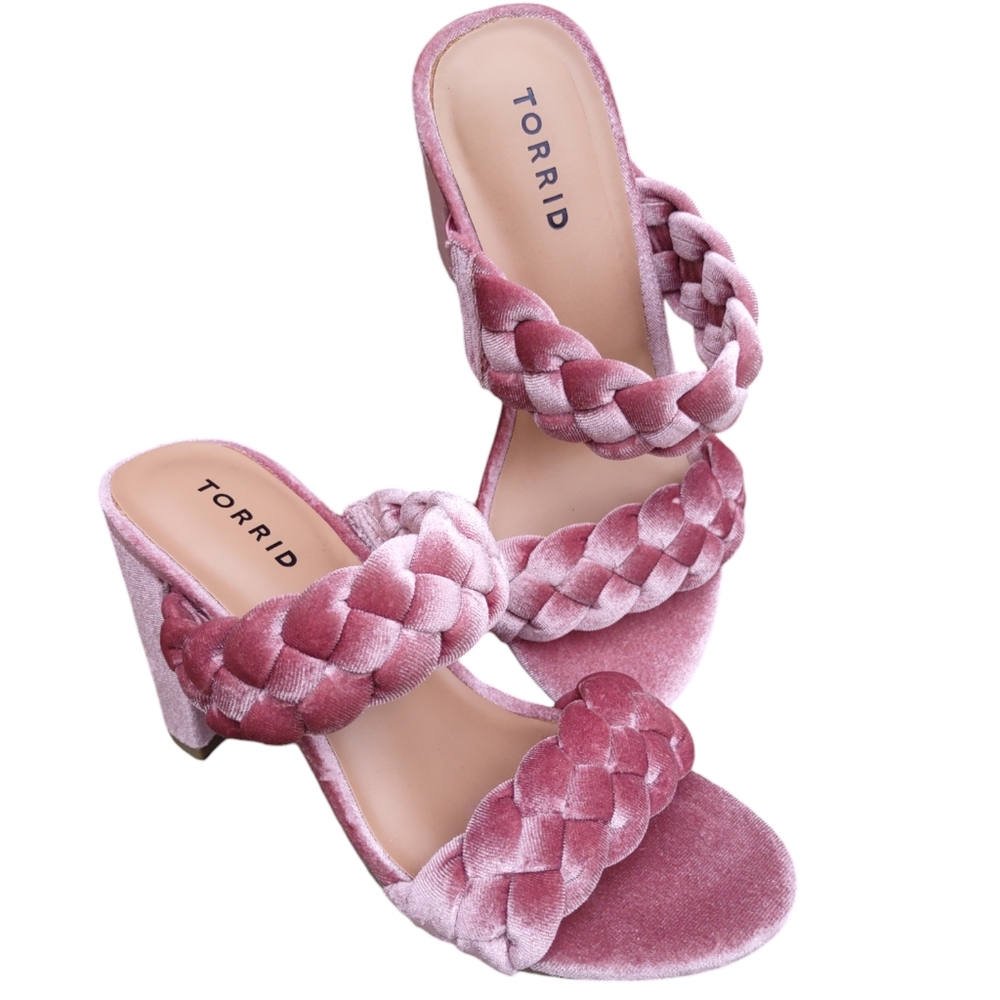 Torrid 8WW Mauve Braided Velvet Heel